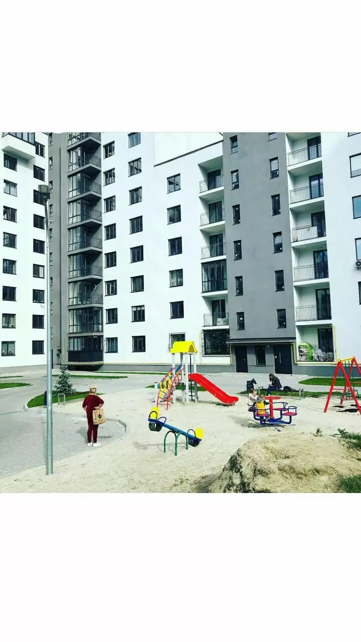 Продаж 1К квартира  Львів, Залізничний, Садова вул, 25 