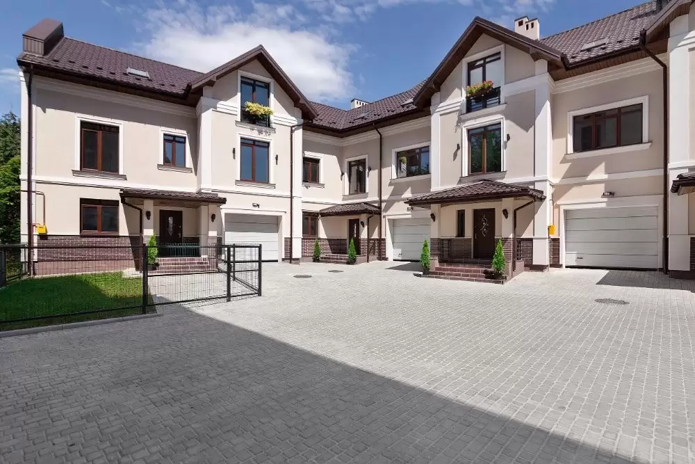 Продаж 7К Будинок  Львів, Галицький, вул Парфановичів (бічна  270 м.кв