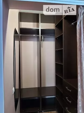 Продаж 1К квартира  Львів, Шевченківський, Земельна вул, 5 