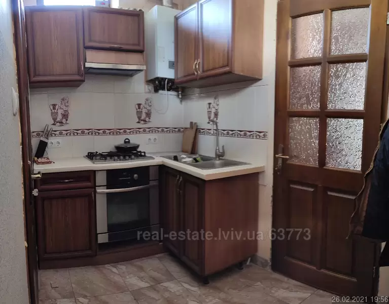 Продаж 2К квартира  Львів, Шевченківський, Батуринська вул. 