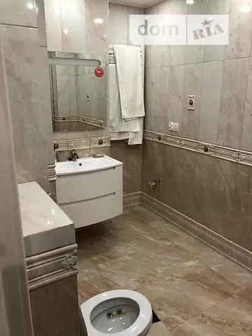 Продаж 2К квартира  Львів, Липинского 28