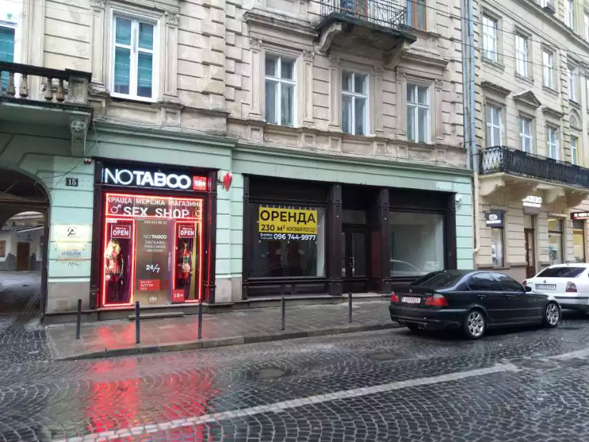 Оренда приміщення по вул. Гнатюка