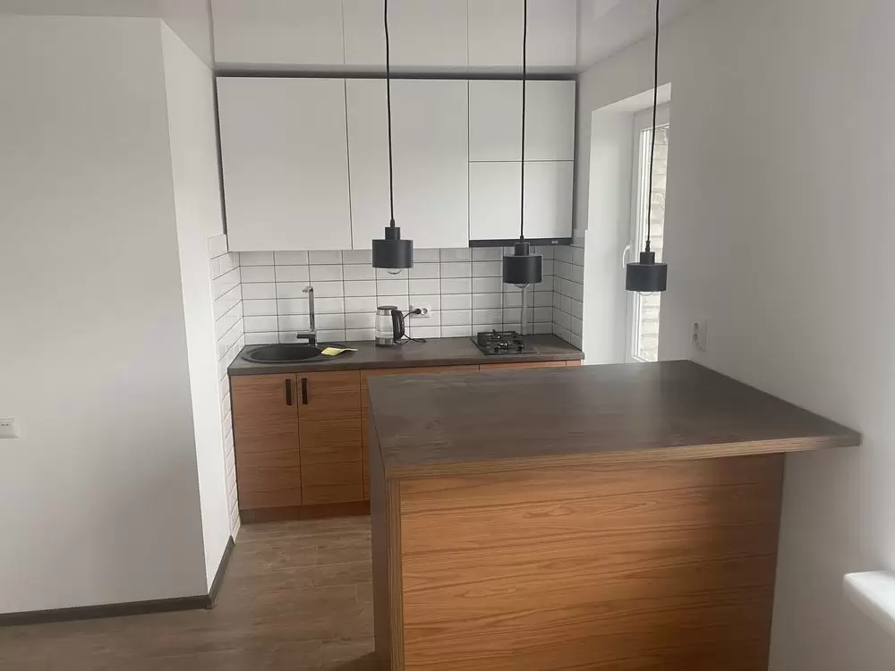 Продаж 1К квартира  Львів, Франківський, Тролейбусна вул, 5 