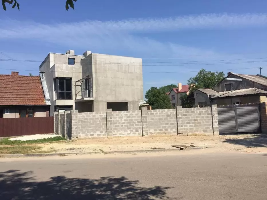 Продається тентхаус на вулиці кавказькій